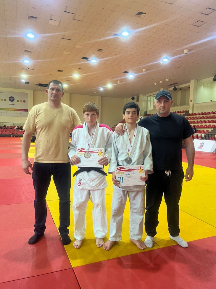 საქართველოს ჩემპიონატი 2011-2012 წლებში დაბადებულ ძიუდოისტა შორის